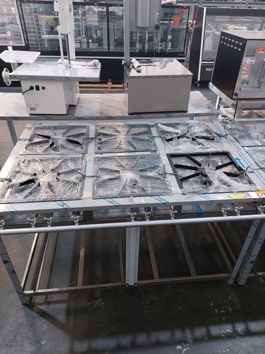 Fogão industrial 6 bocas 40x40 baixa pressão total inox 
