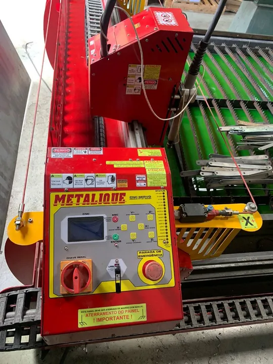 Plasma CNC praticamente novo completo