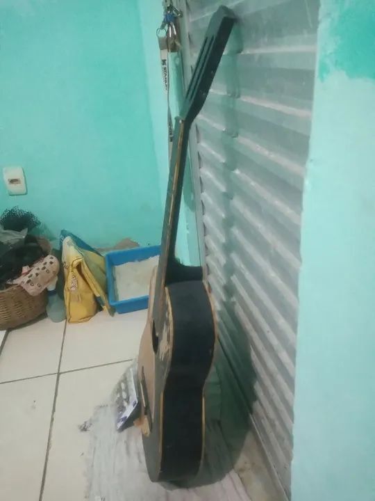Violão usado