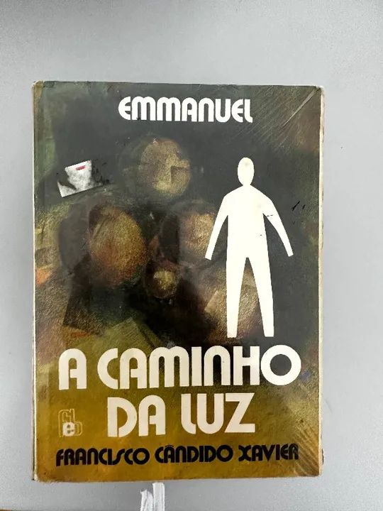 Ilumine Sua Jornada: A Caminho da Luz por Francisco Cândido Xavier 