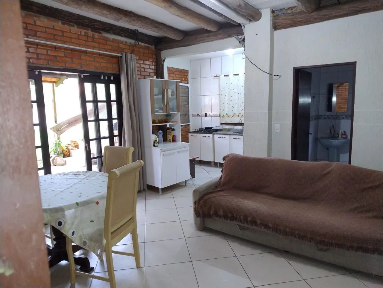 Casas e Camping para temporada na praia do Forte em São Francisco do Sul - Foto 11