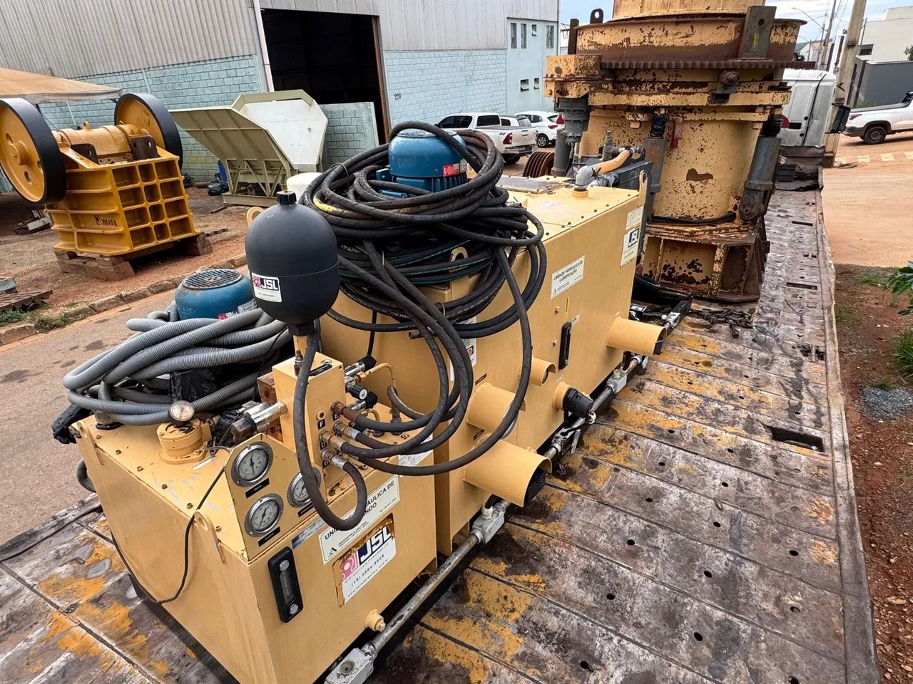 Britador de cone 950HX Piacentini hidráulico 
