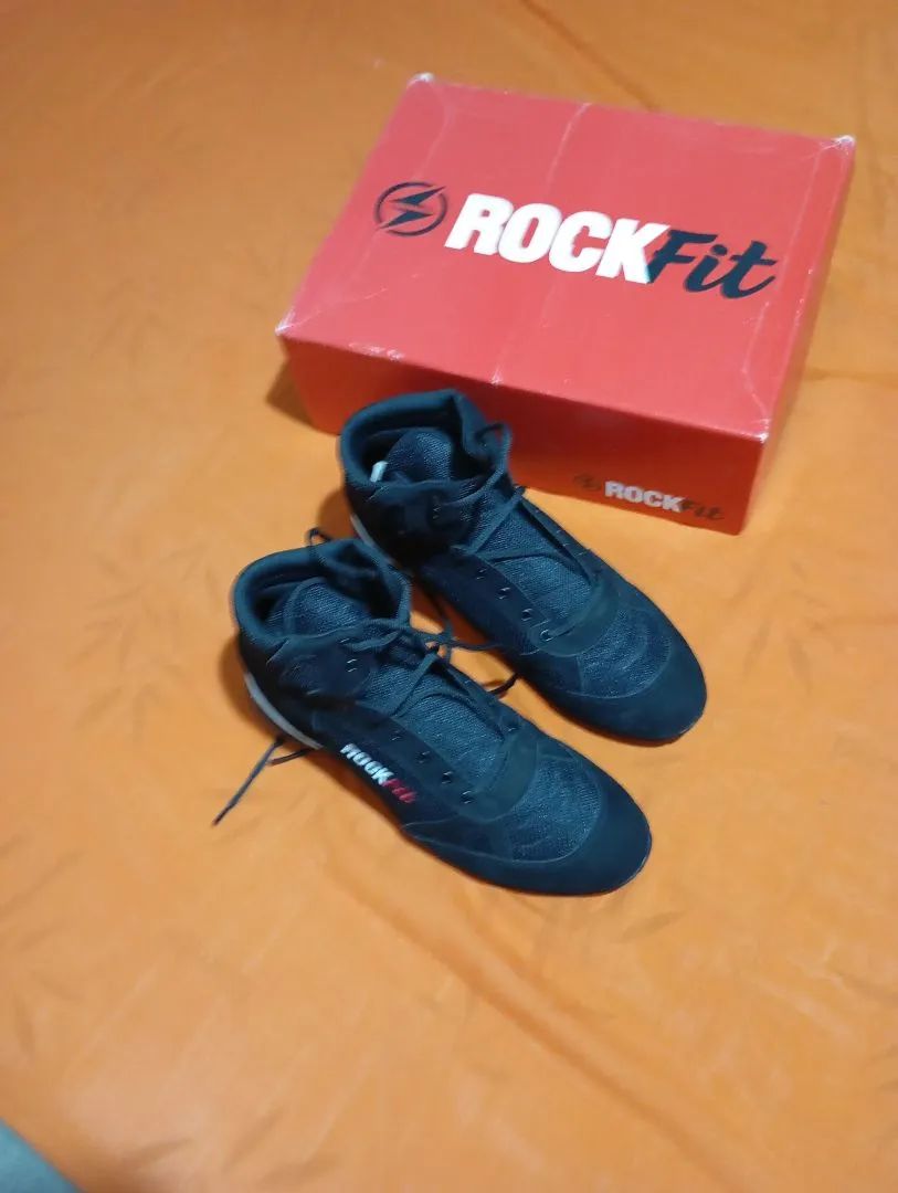 Bota De Treino Rock Fit Press Em Couro Preto - Foto 3