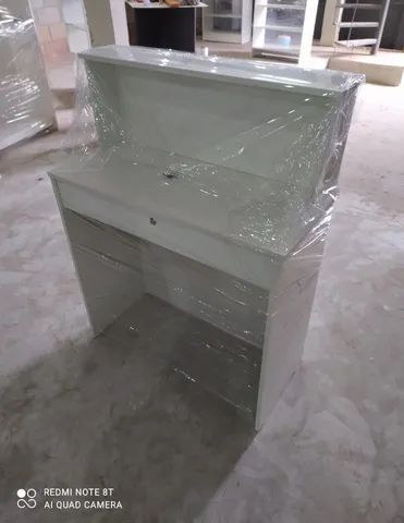 BALCÃO CAIXA COM CANALETADO MDF