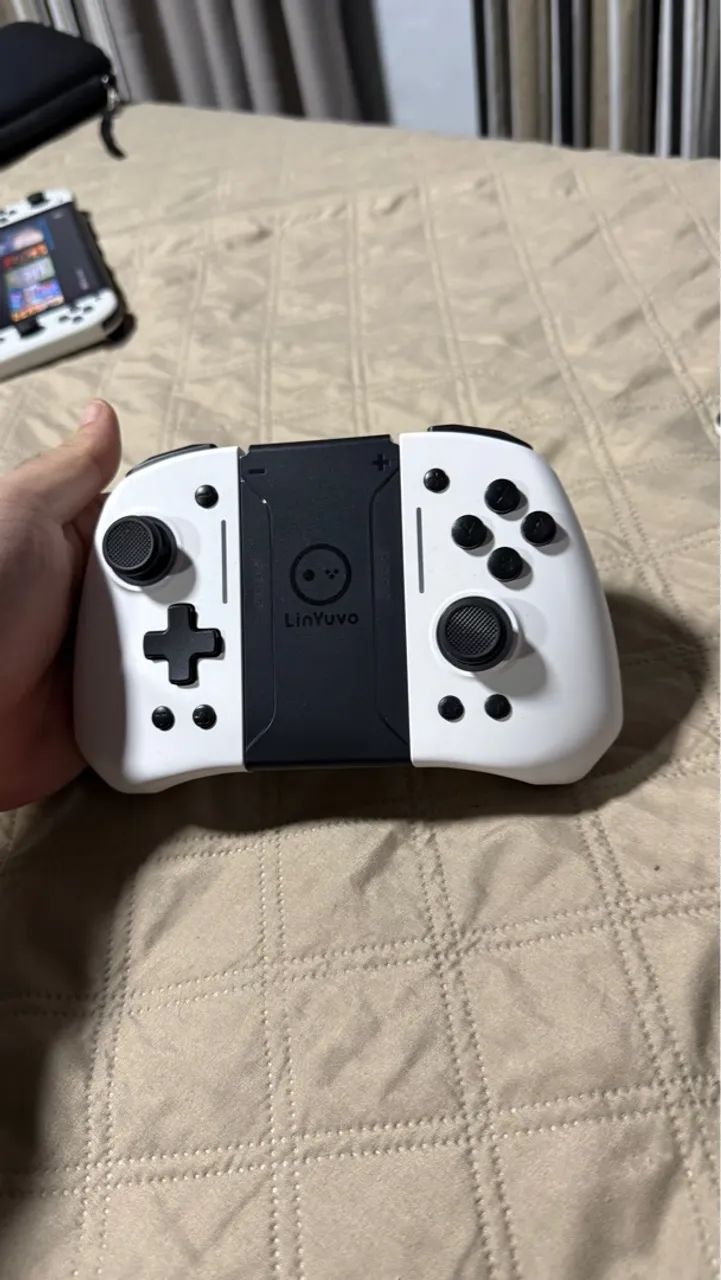 Nintendo Switch OLED Desbloqueado + controle + cartão sd - Foto 2