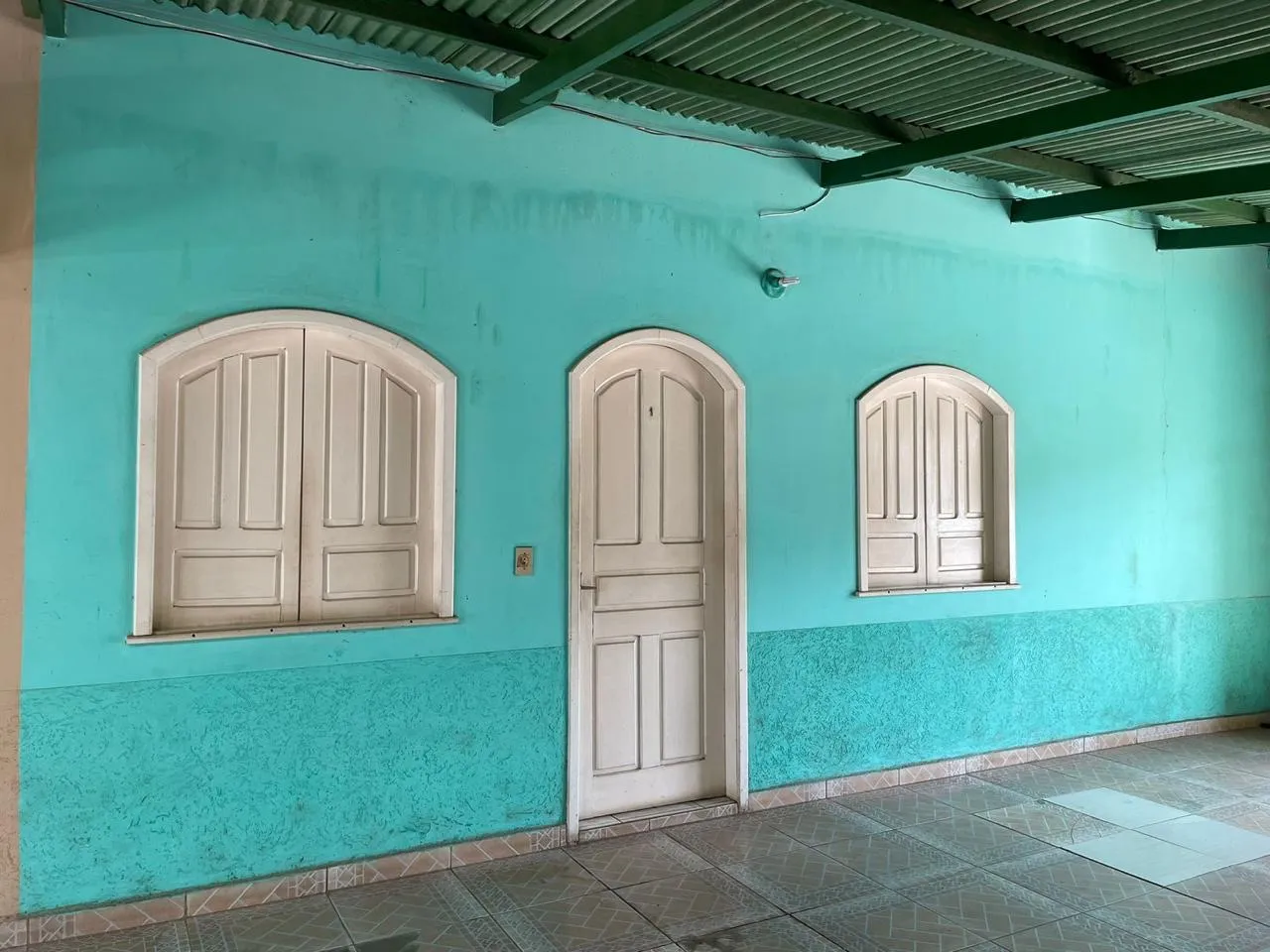 Aluga-se Apartamento