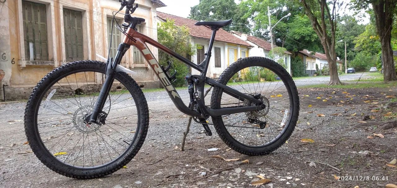 Bicicleta Trek Full Suspension