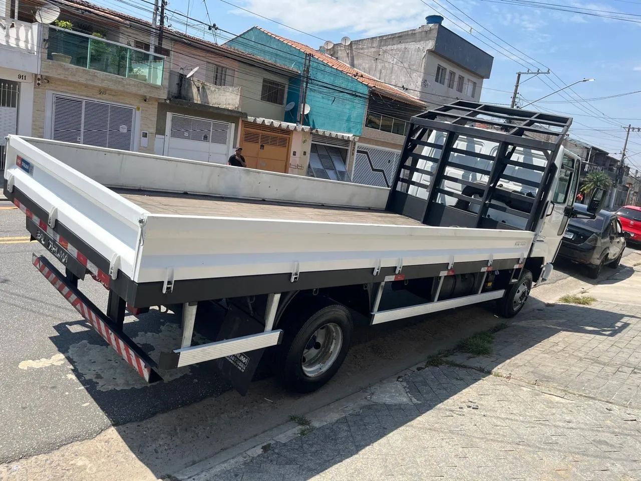 816 Carroceria Aberta de ferro ( ótimo caminhão melhor motor da Categoria )  - Foto 7