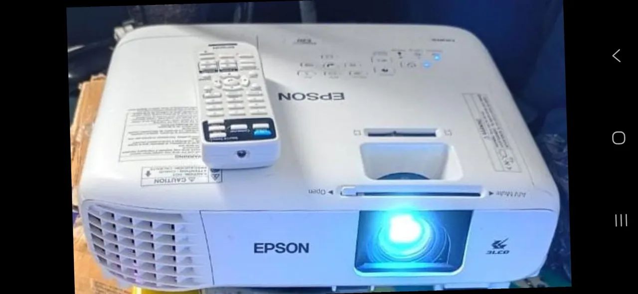 Projetor epson E20  - Foto 2