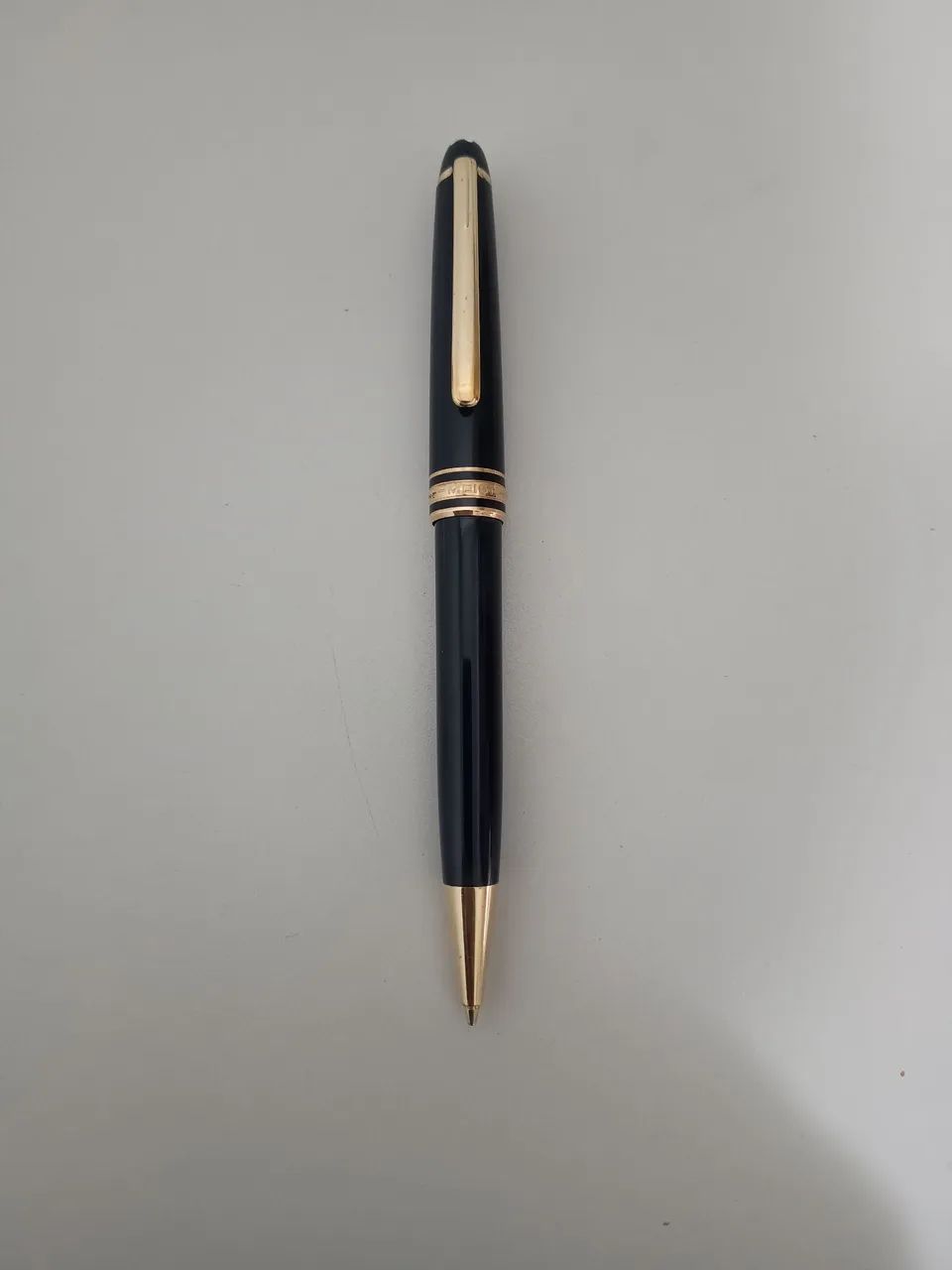Lapiseira Montblanc Com Detalhes Em Ouro R$5.000