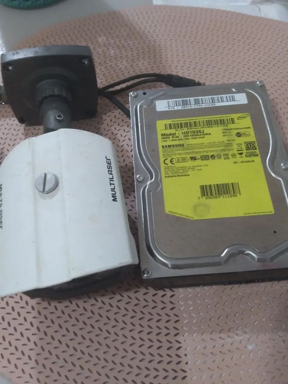 Multilaser Security Camera + Samsung 1TB HD64520774628995120