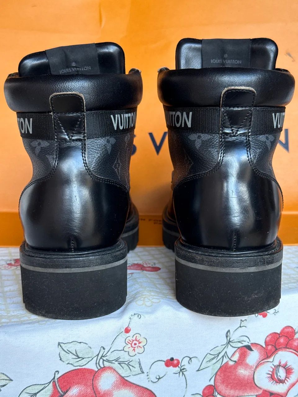 LOUIS VUITTON OBERKAMPF ANKLE BOOT (1A8ZG1) - Foto 4