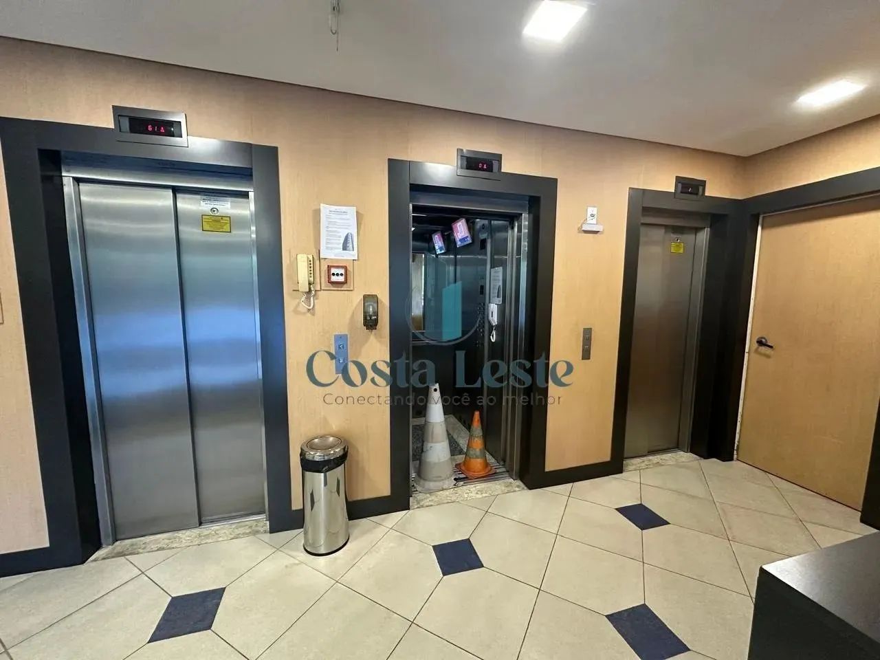 Excelente sala comercial na Trindade - Foto 8