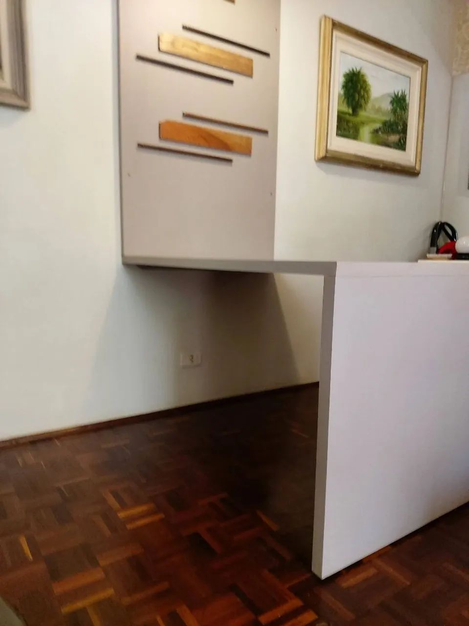 Mesa com painel. - Foto 2