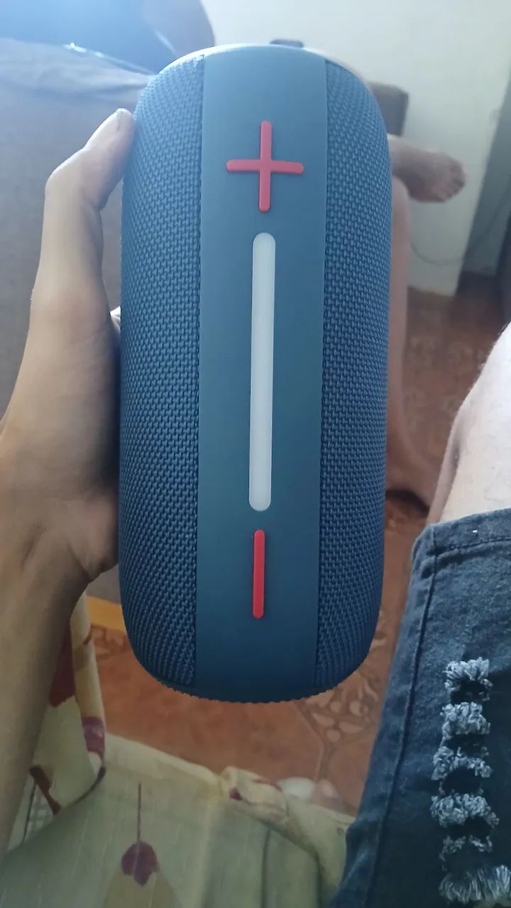 Caixa de Som Bluetooth Portátil