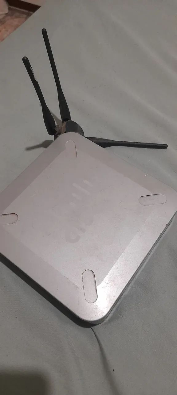 Roteador Cisco Wrvs4400n V2 
