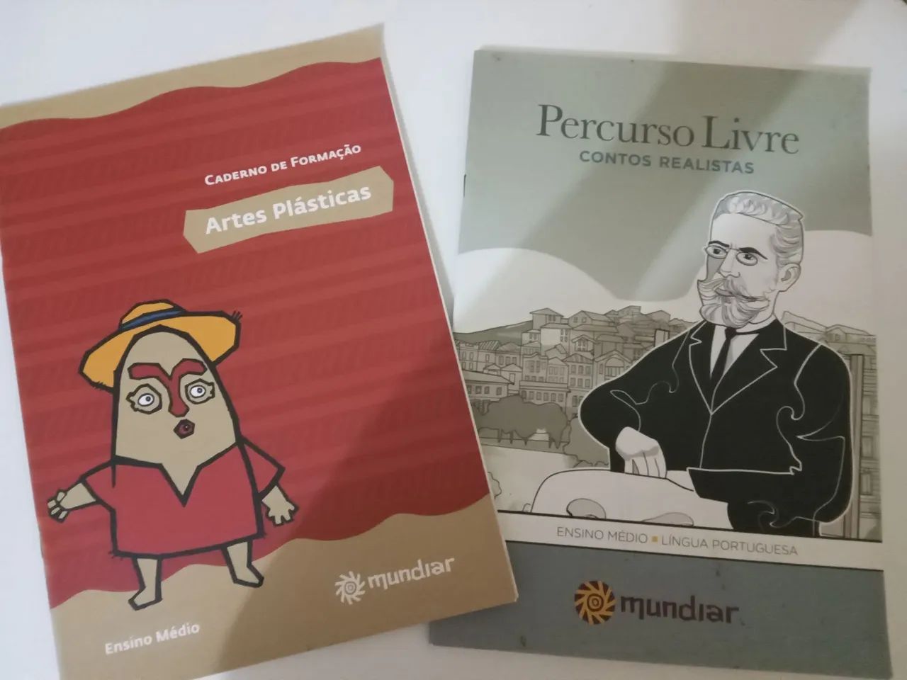 Livros Didáticos Artes Plásticas e Percurso Livre - Ensino Médio - Foto 3
