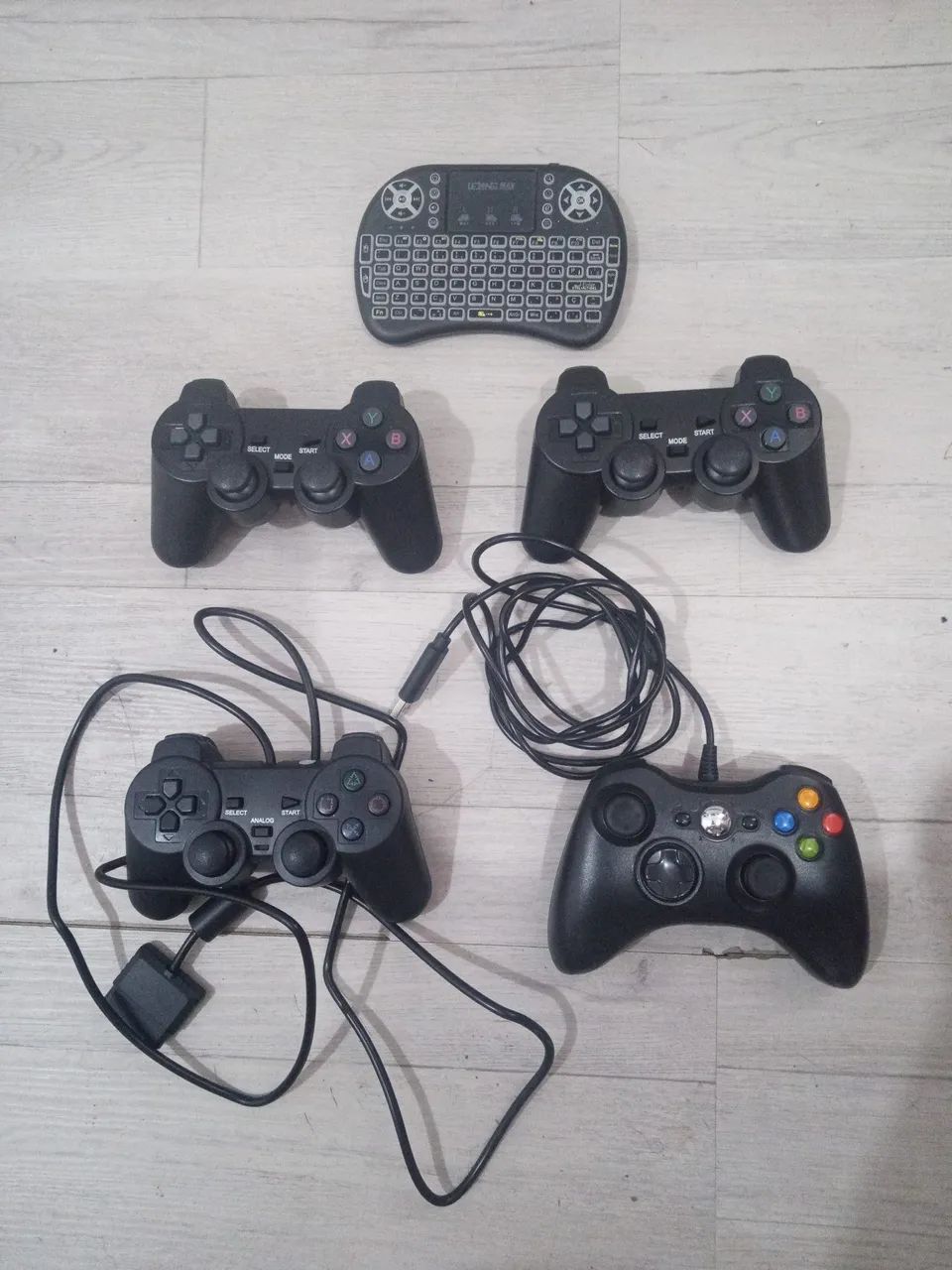 Joysticks Diversos e mini teclado