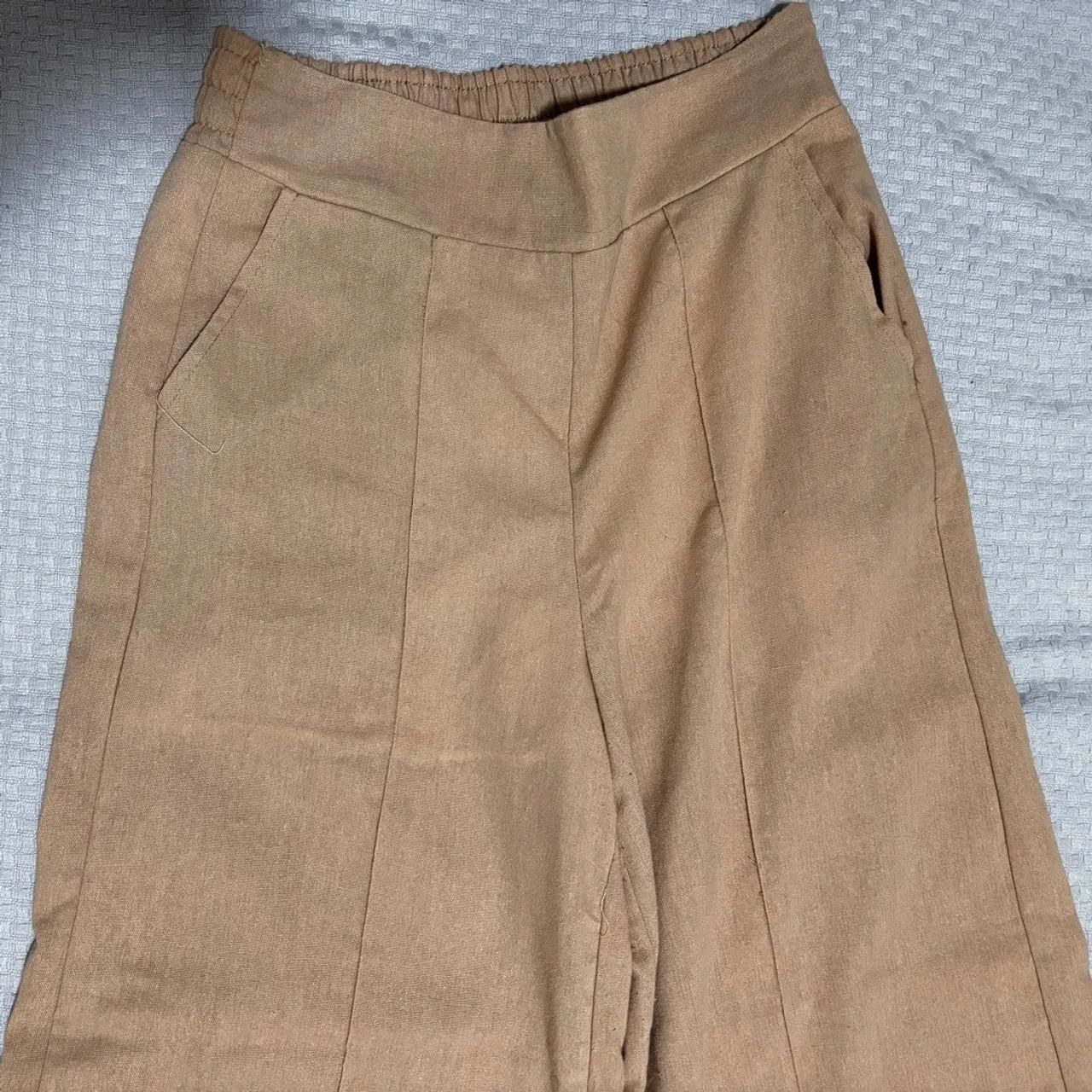 Calça de linho bege