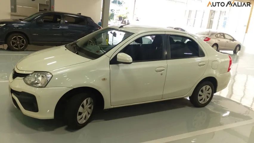 ETIOS 1.5 XS SEDAN 16V FLEX 4P AUTOMATICO - Foto 2