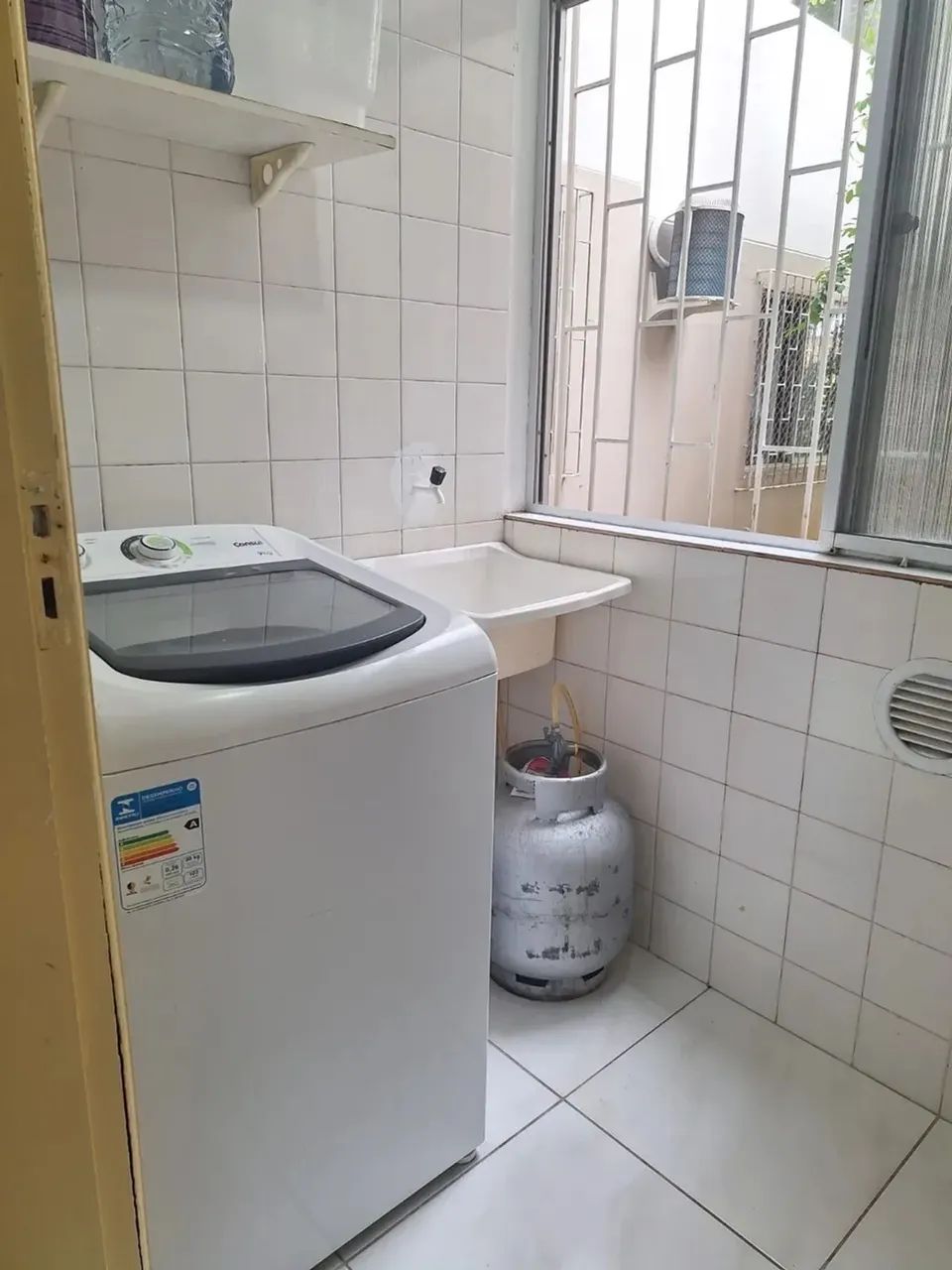 Apartamento para aluguel possui 90 metros quadrados com 2 quartos - Foto 12