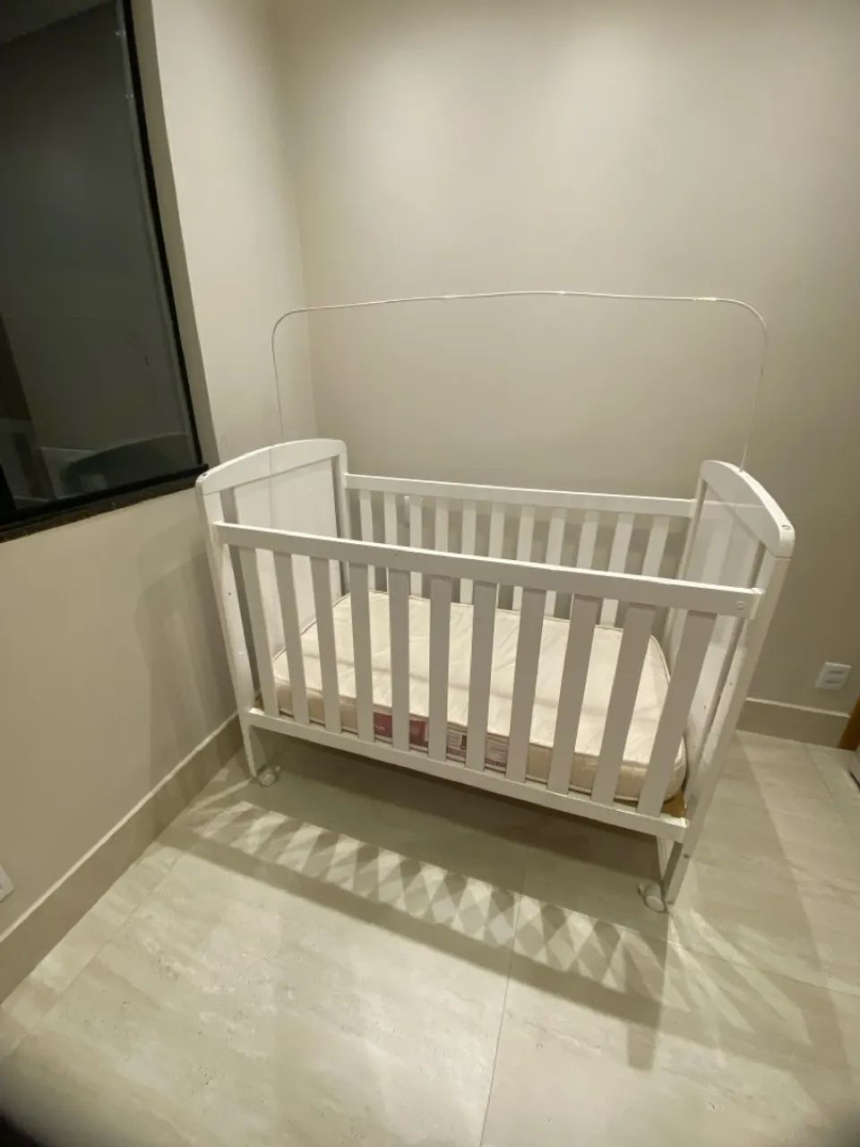Berço de madeira branco - Foto 2