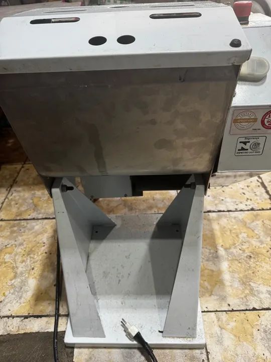 Masseira 15kg para pão e pizza Am15 Gpaniz - Foto 4