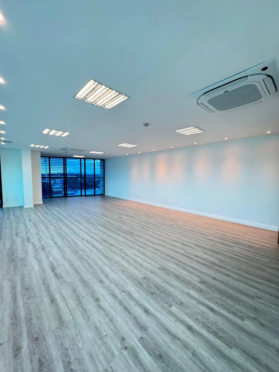 Sala Comercial no Edifício Celebration - Foto 2