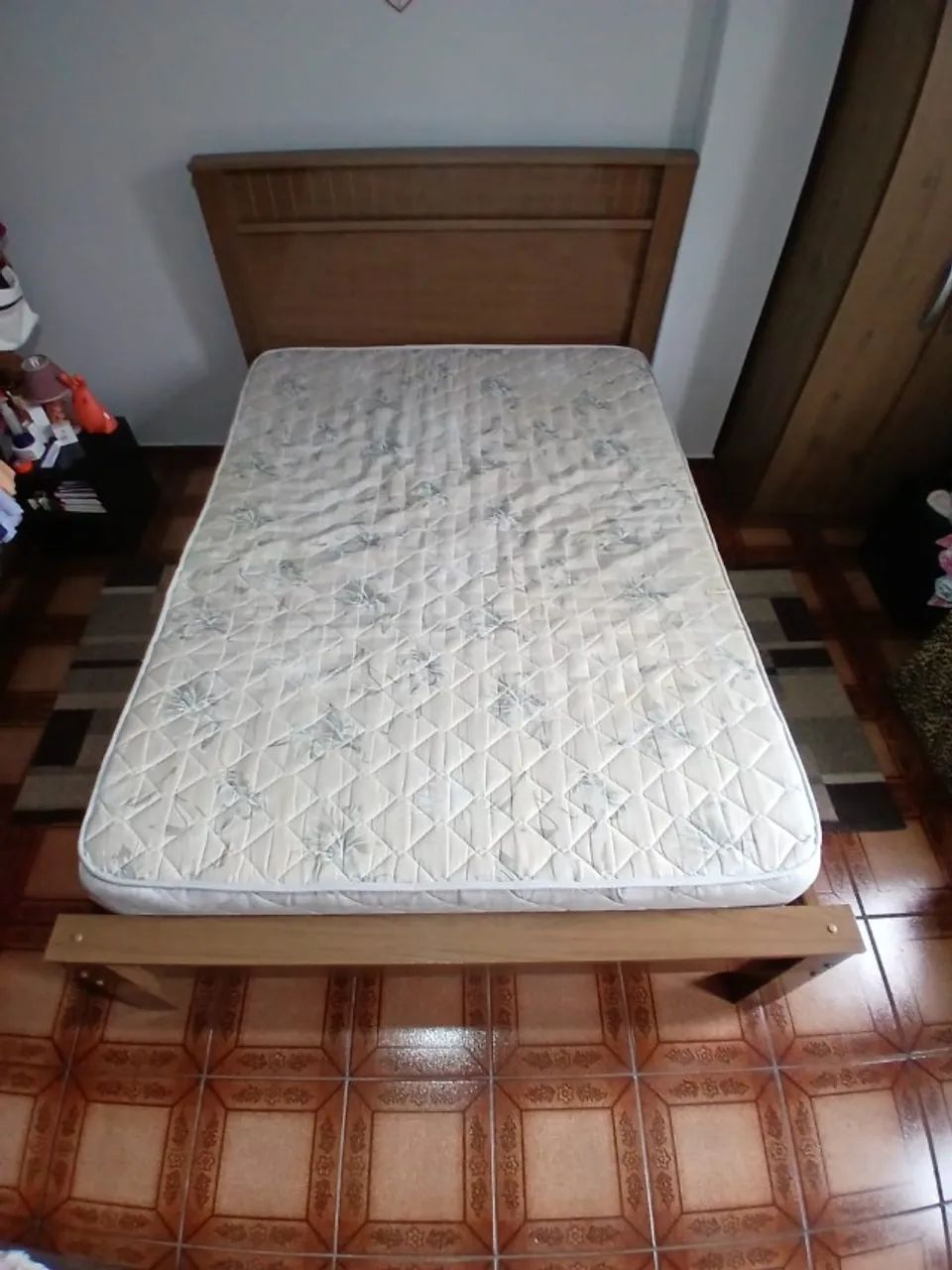 Cama de Casal com colchão64276679719427122