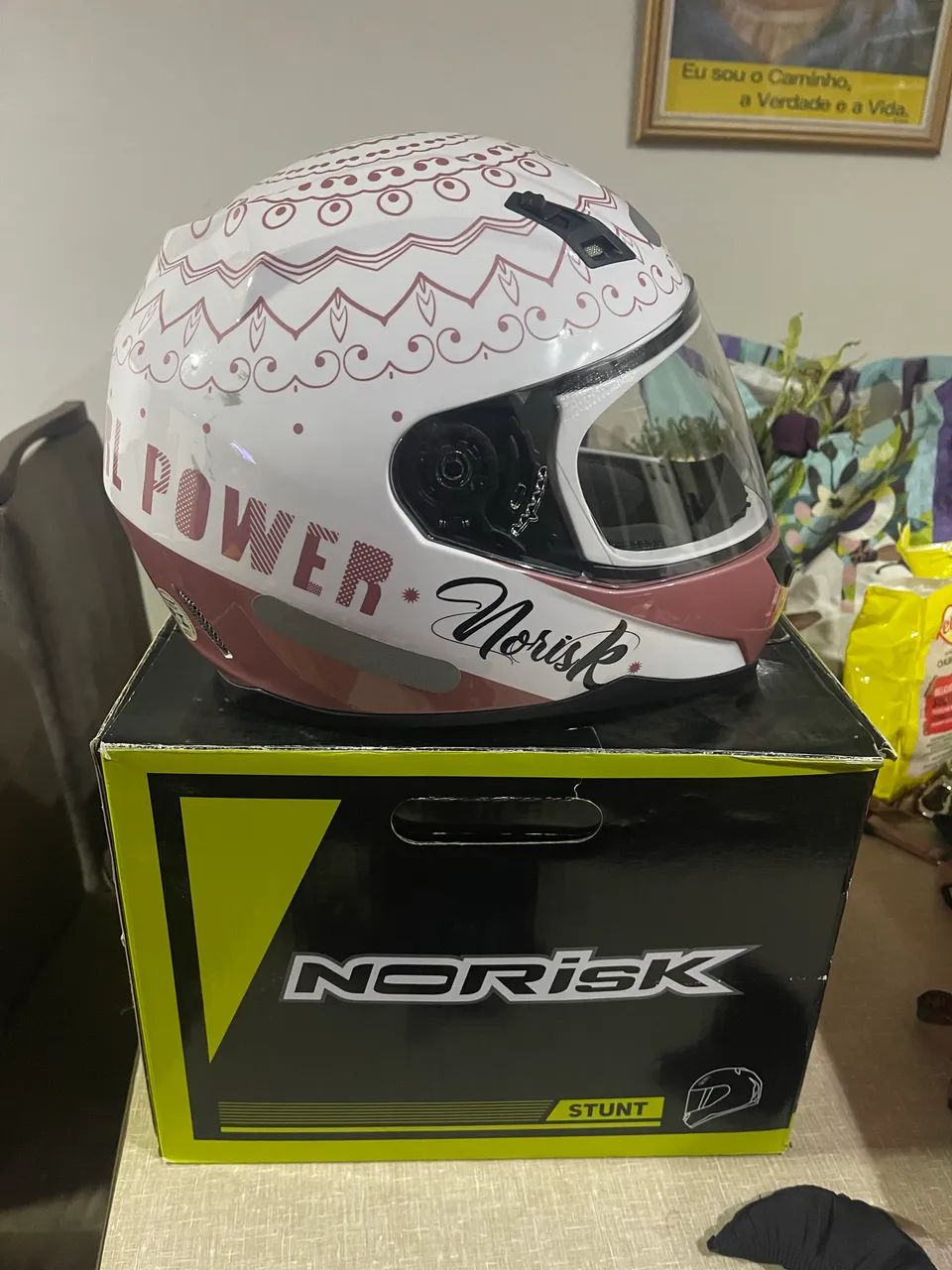 Capacete Feminino número 58.     Lindo  - Foto 2