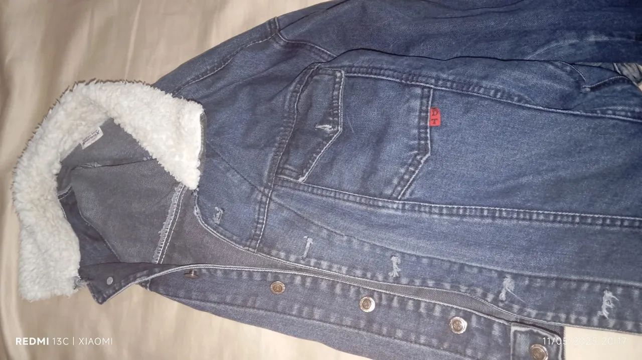Jaqueta Jeans com Pelúcia