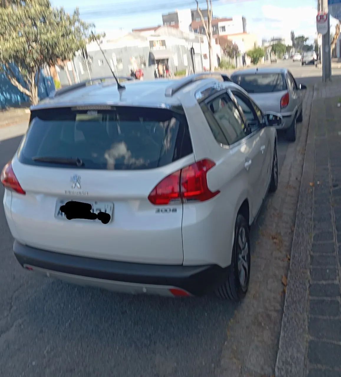 Peugeot 2008 - Foto 4