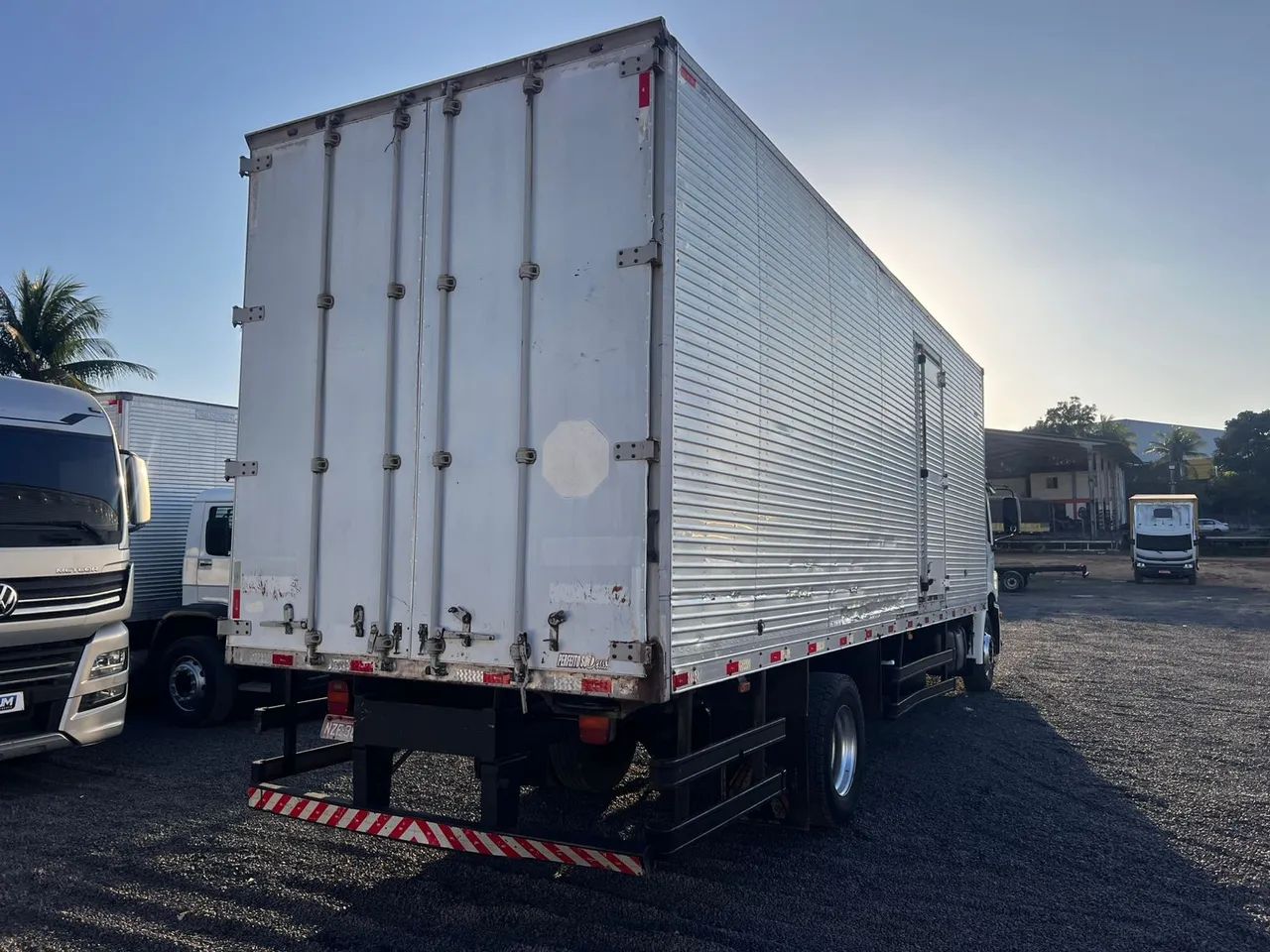 Volkswagen 15 180 - Foto 11