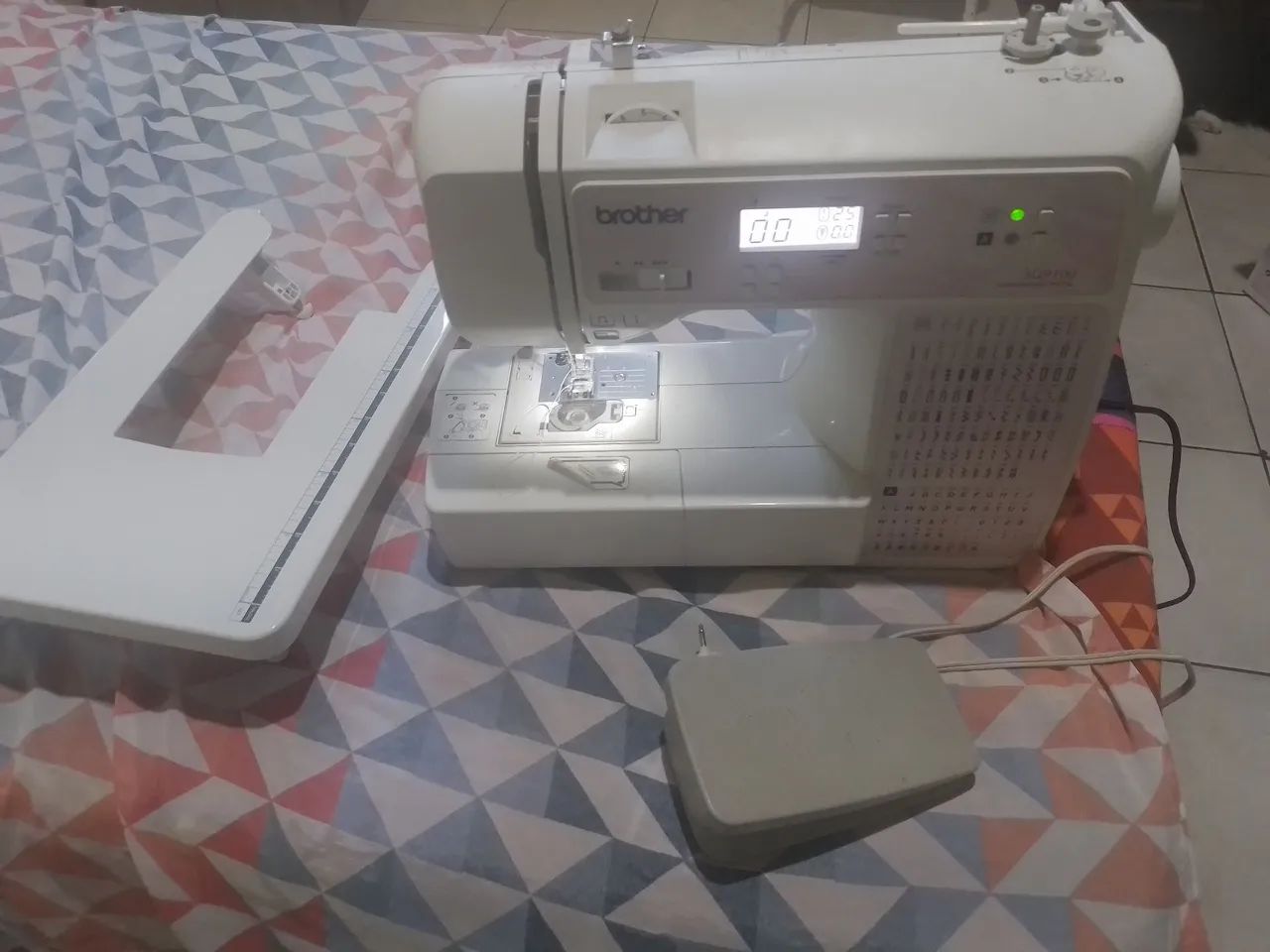 Máquina de costura Brother 90100 - Foto 5