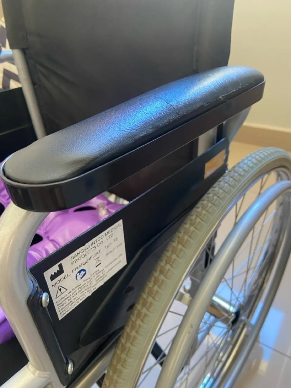 Cadeira de Rodas com Elevação de Pernas - R$850 com Assento de Ar Grátis! - Foto 2