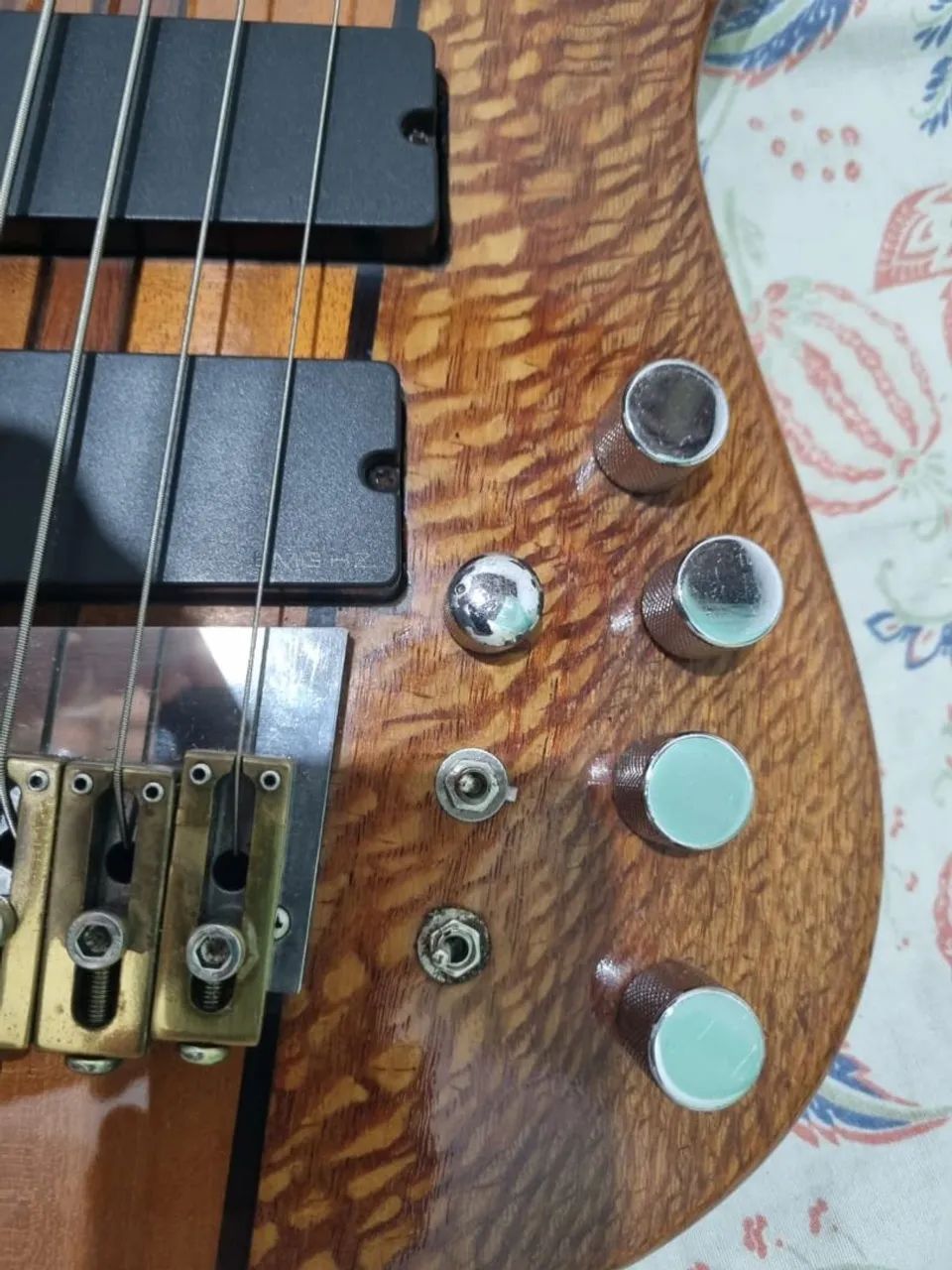 Contrabaixo jotilde captadores MG e circuito di Oliveira  - Foto 6