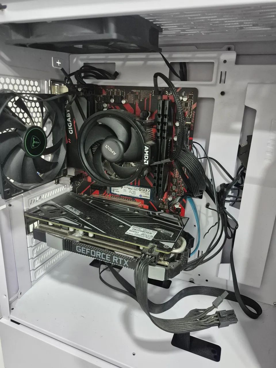 PC Gamer HIGH END - RYZEN 7 5700 + RTX 2060 SUPER 8GB + 32GB RAM +
