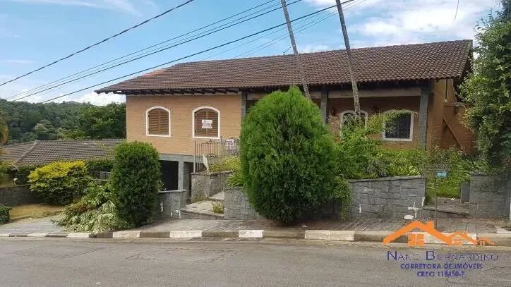 EXCELENTE CASA EM CONDOMINIO COM ESPAÇO PARA LAZER - Foto 2