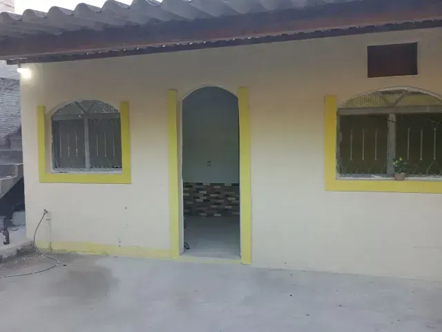 * CASA EM SANTANA, CARIACICA