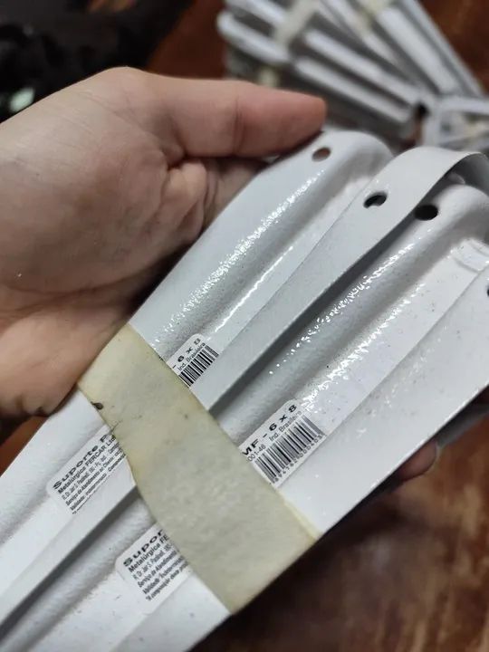 Kit com 3 pares (6 unidades) de suporte de Metal para Prateleira 6x8 - Foto 4