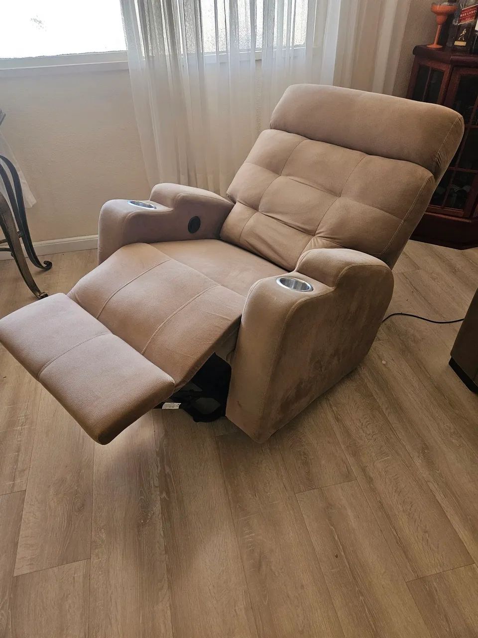 Poltrona reclinavel elétrica  - Foto 3