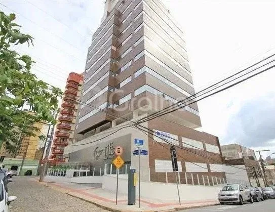 Sala Comercial para Venda em Florianópolis, Centro, 1 banheiro, 2 vagas
