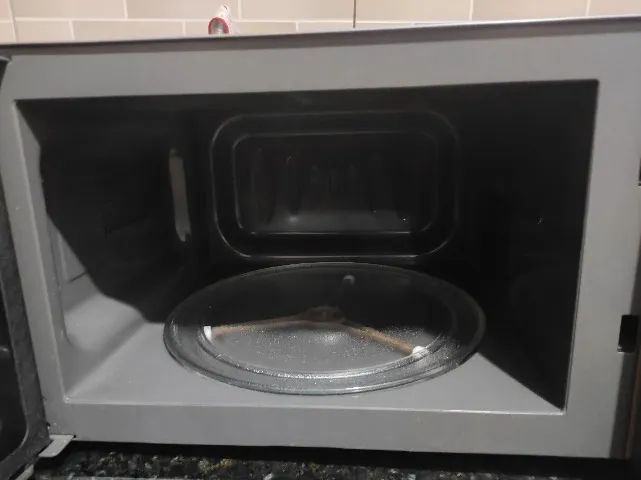 Microondas usado LG 30L - Foto 3