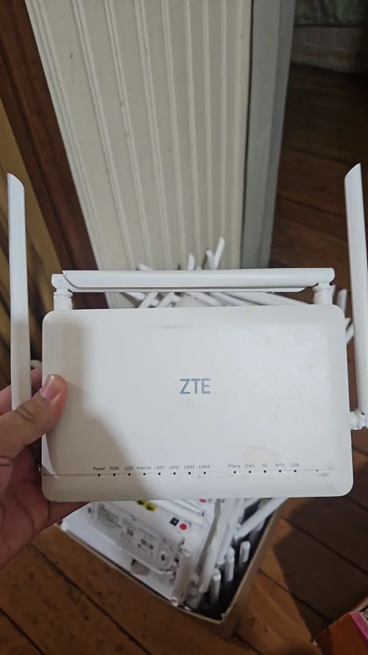 ZTE AX3000 F6600P GPON Wifi 6 C/fonte kit com 20 peças - Foto 2