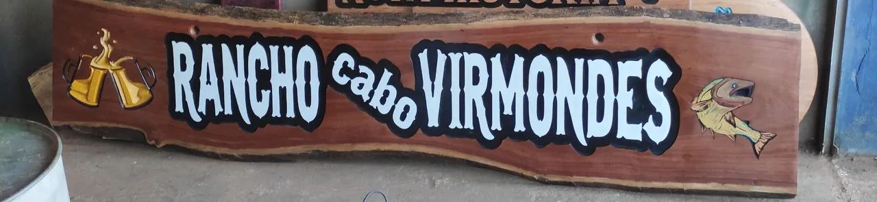  Placa entalhada de madeira (2m x 40cm)  - Foto 2