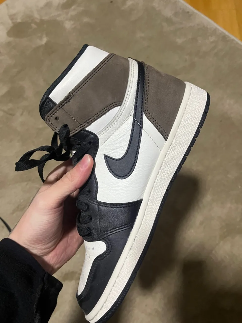 Air Jordan 1 High Dark Mocha