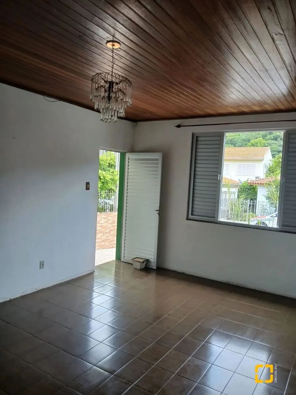 Casa no saco dos limsoe próximo ao túnel - Foto 3
