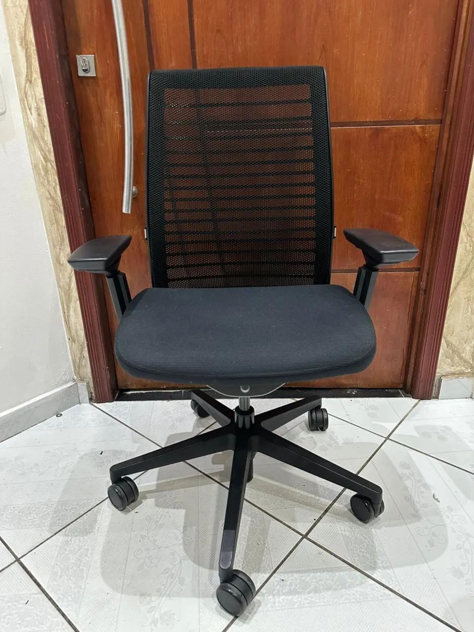 cadeira steelcase think v2 + Entrega grátis sp capital 