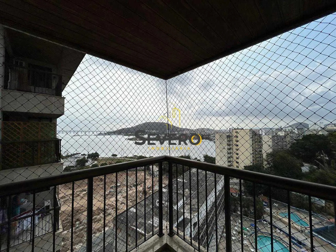 Apartamento à venda no bairro São Domingos - Niterói/RJ