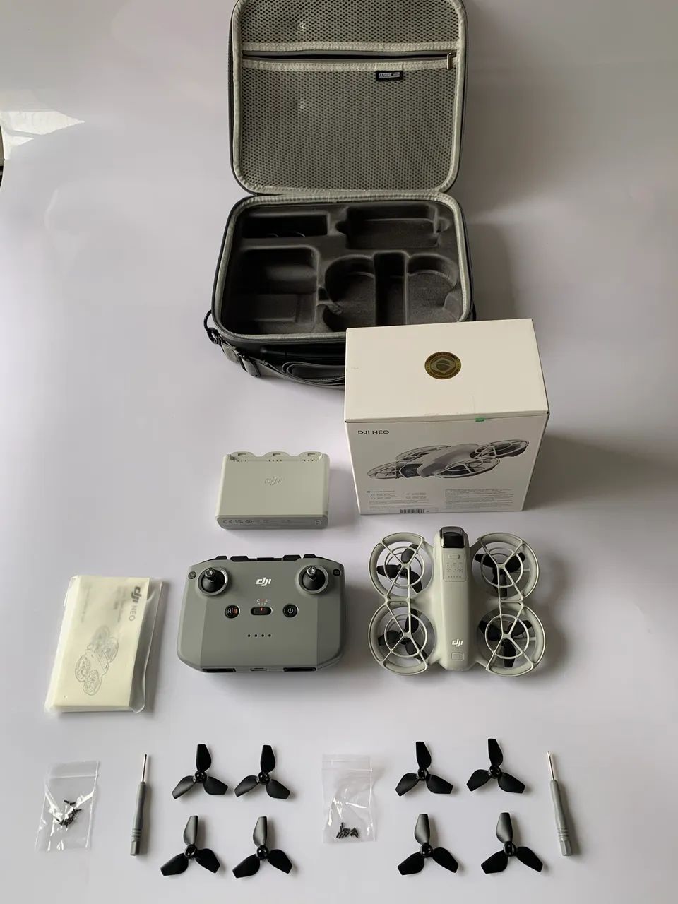 Drone DJI Neo Combo BR, 3 Baterias, Câmera 4K, Anatel - com case - Foto 5